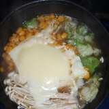 豆腐のコーンコンソメチーズ鍋
